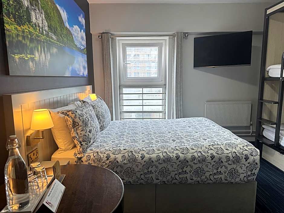 Kinlay Hostel Eyre Square