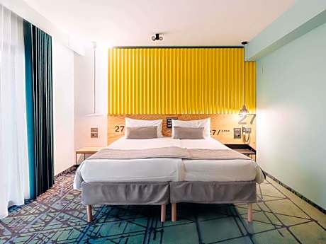 Superior Room with a King Bed