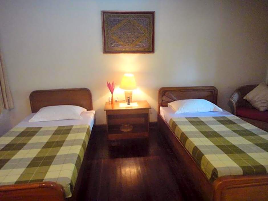 Golden Sunrise Hotel