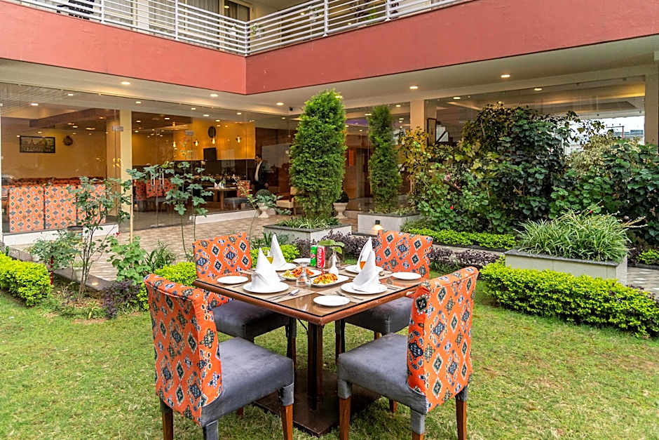 Zone Connect by the Park Katra