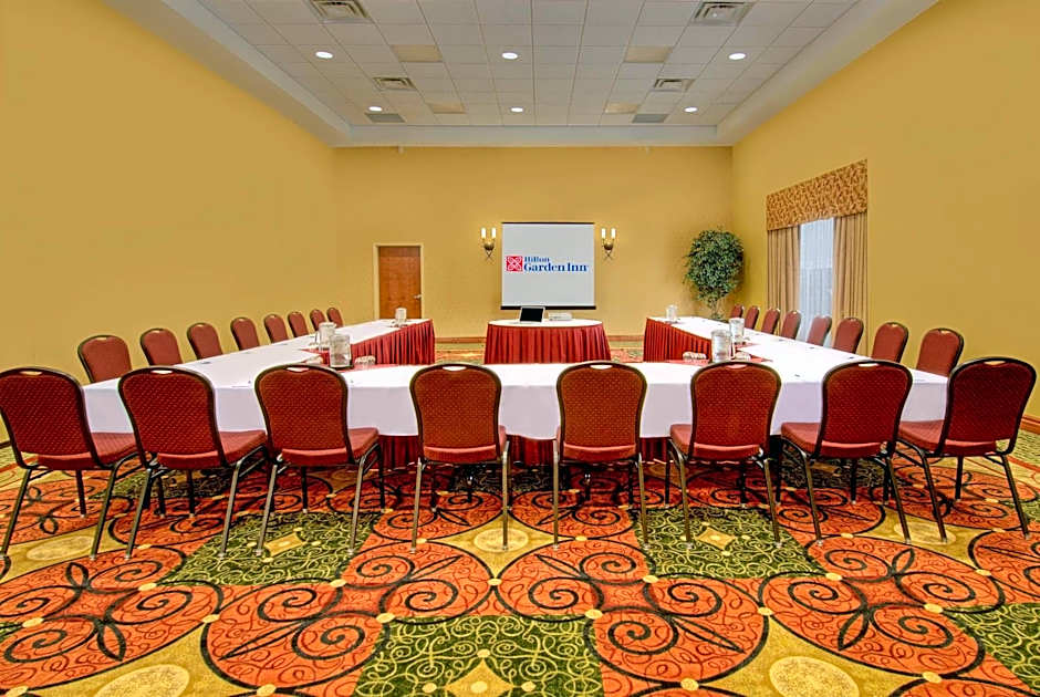 Hilton Garden Inn Ottawa Airport