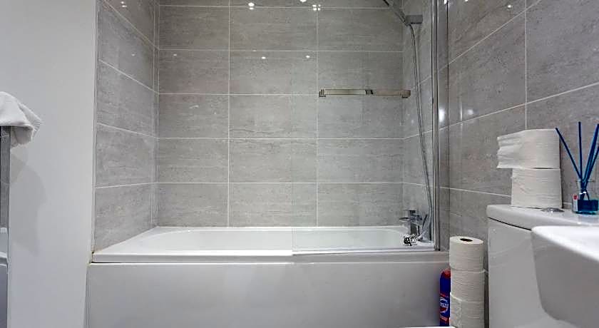 Live in Leeds Greenhill Bungalows