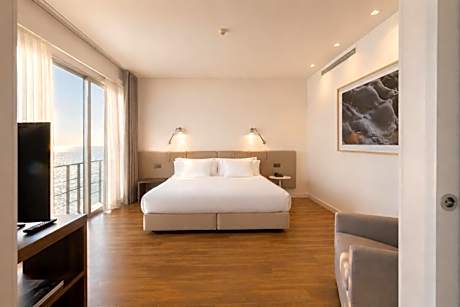 Superior Suite with Sea View
