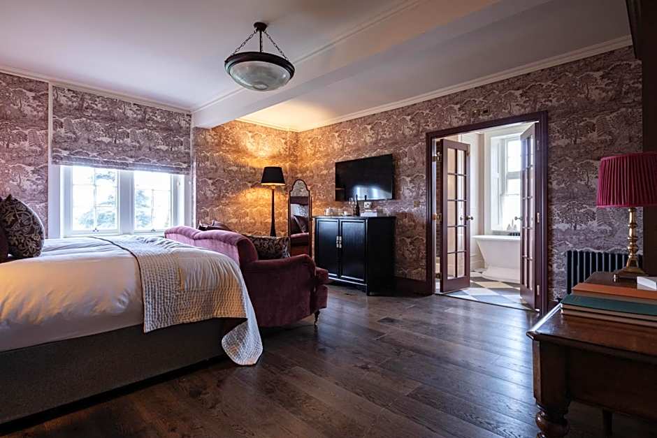 Dumbleton Hall Hotel
