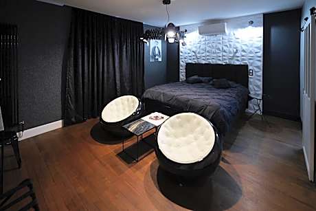 Superior King Room