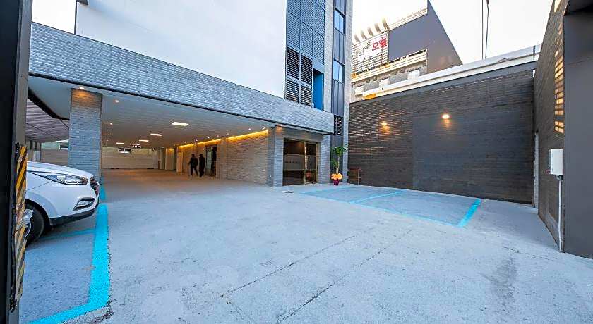 Browndot Hotel Sasang Renecite