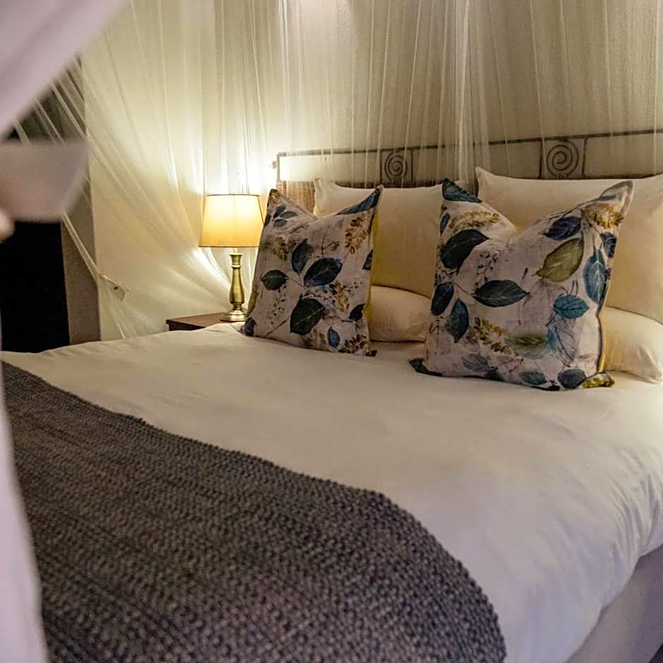 Leopard's Lair Bush Lodge