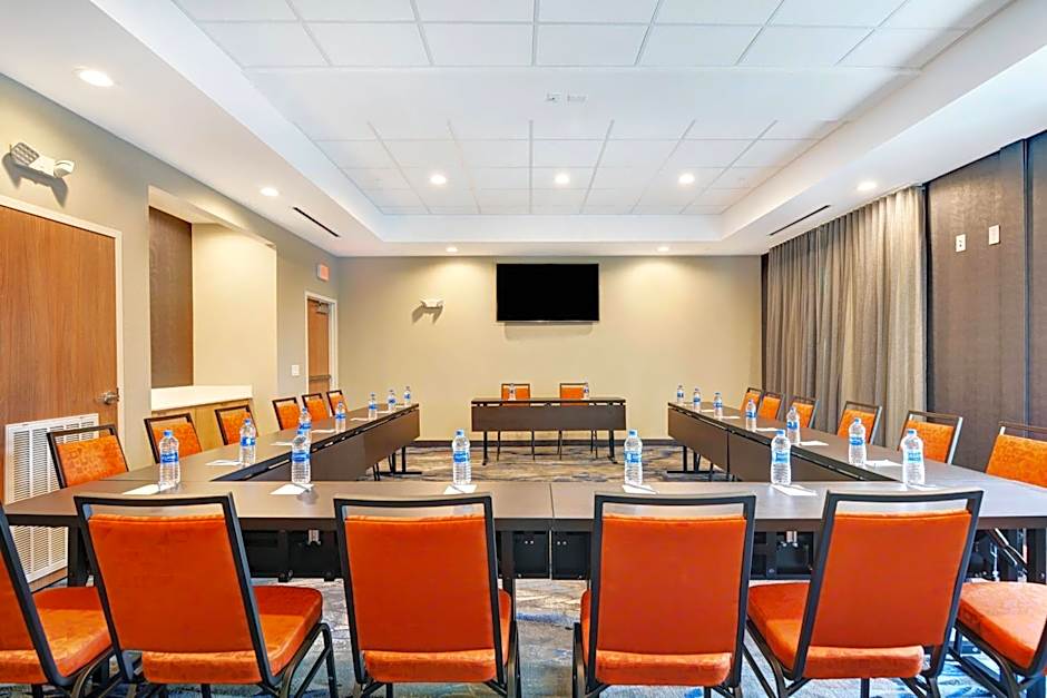Fairfield Inn & Suites by Marriott Houston Nasa/Webster