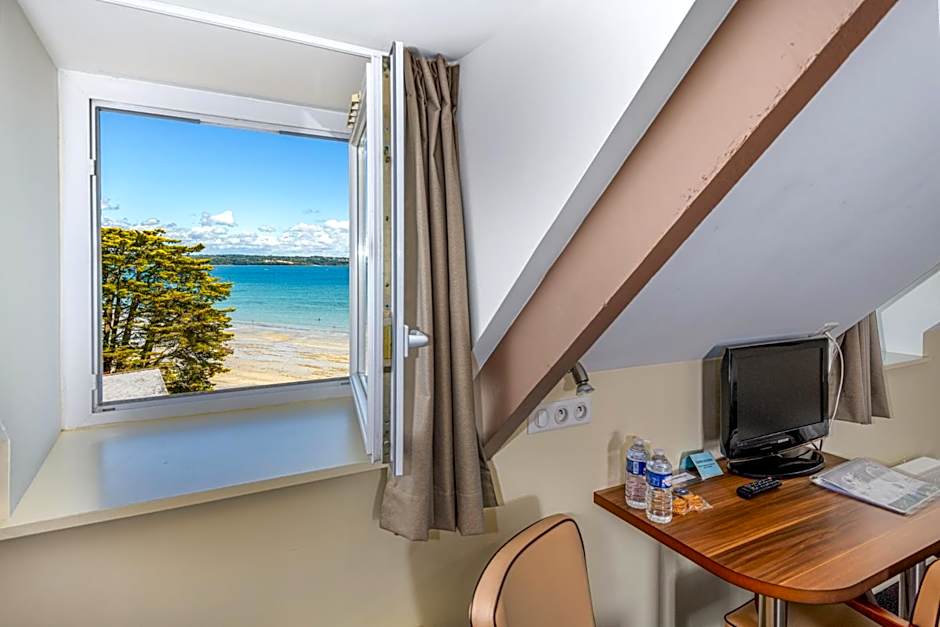 Logis Hotel Belle-Vue