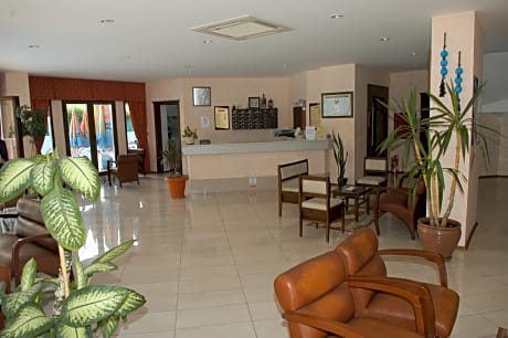 Avos Apart Hotel