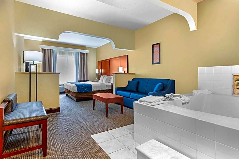Comfort Suites Findlay