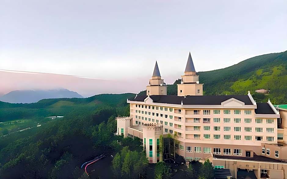 High1 Palace Hotel & CC (High1 Hotel&CC)