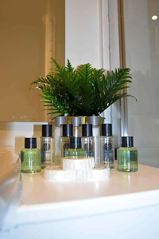 Hampton Suites Serviced Apartments