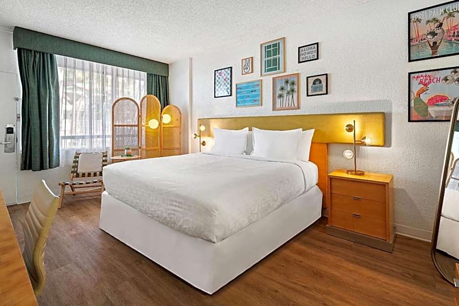 Palm Tree Club Miami