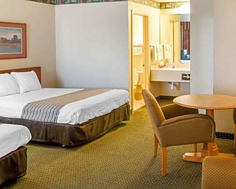 2 Queen Beds, Nonsmoking