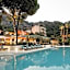 Perios Beach House - Adults Only