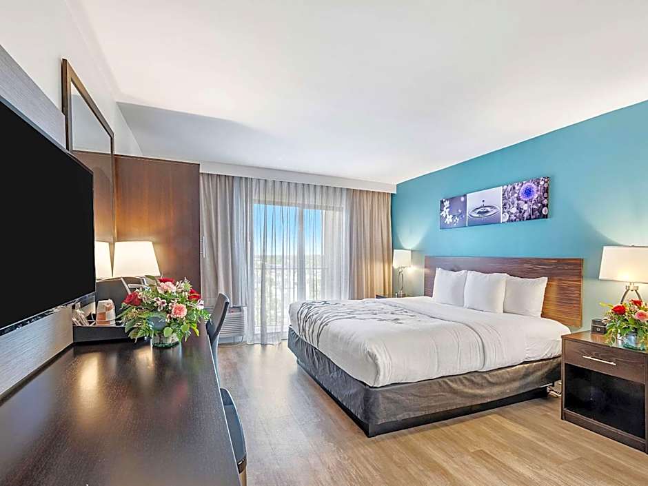 Sleep Inn On The Beach