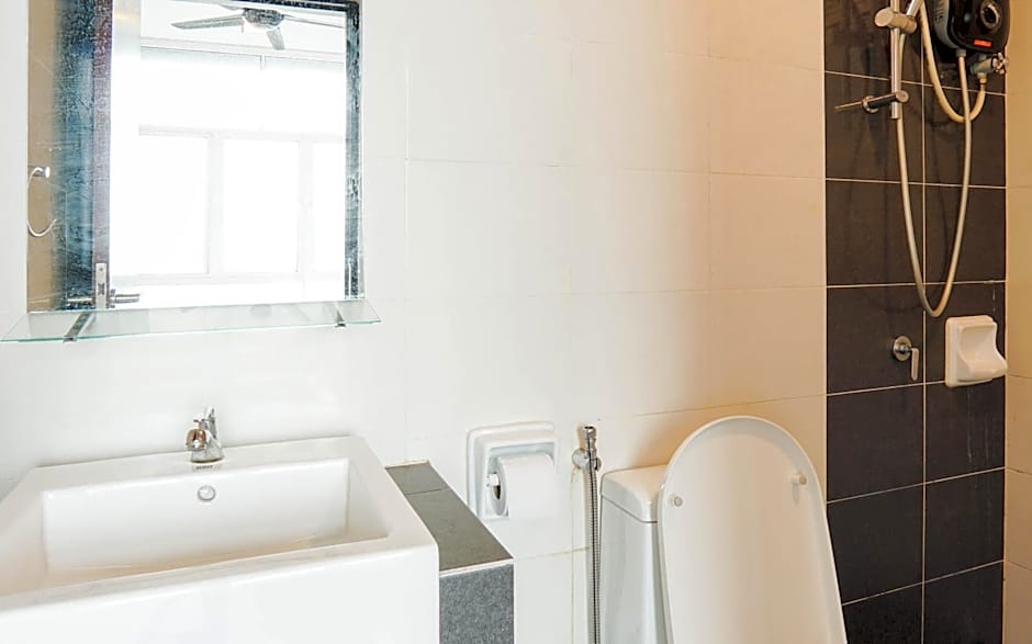 Boulevard Service Apartment KL by Airhost