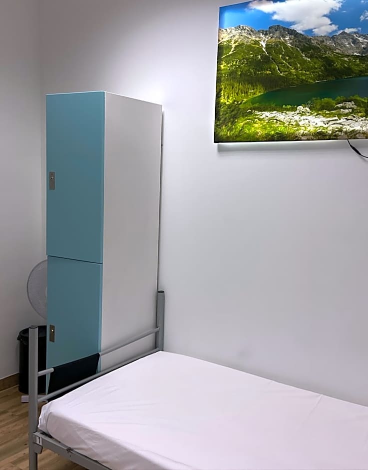 Warsaw Hostel Centrum Private Rooms & Dorms