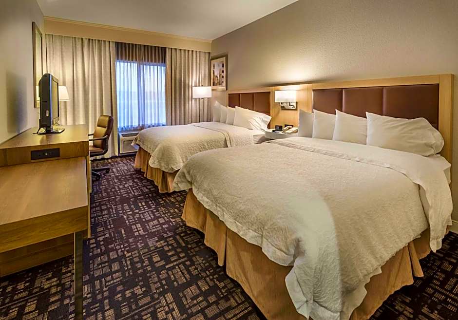 Hampton Inn By Hilton & Suites Reno