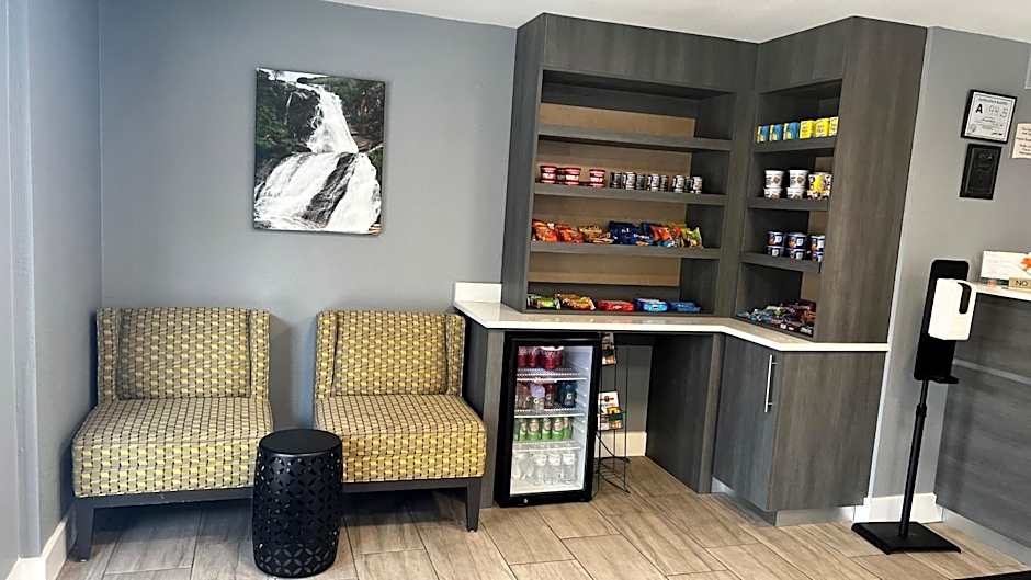 Quality Inn Asheville Airport