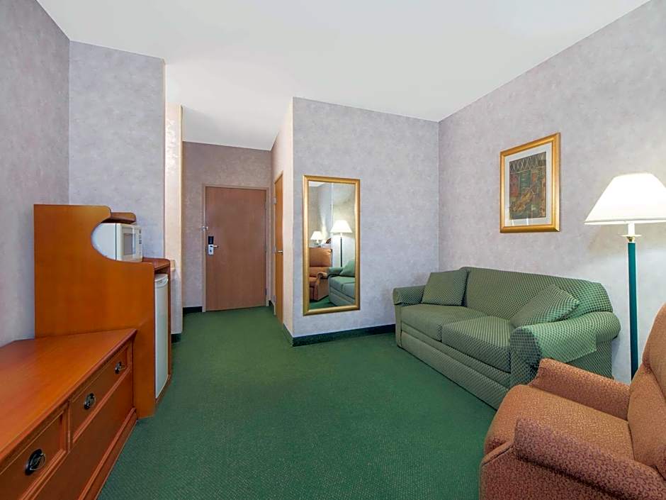 Spark by Hilton Dumas