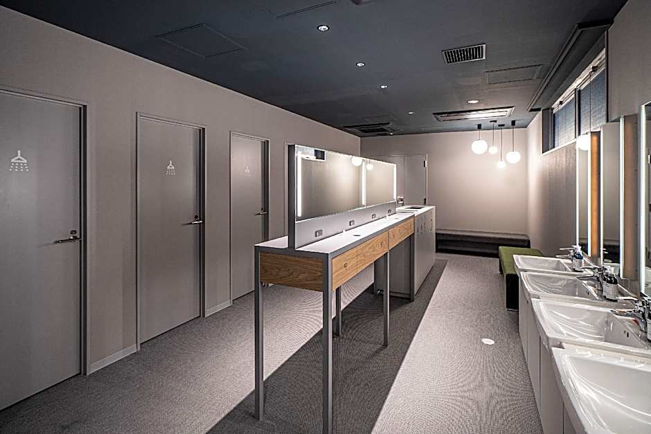 Capsule Plus Yokohama Sauna & Capsule