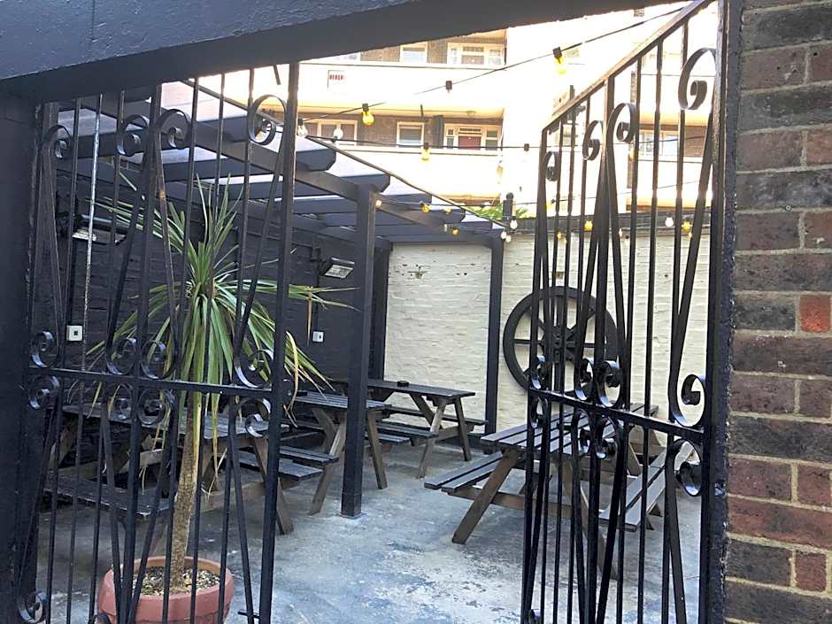 PubLove @ The Steam Engine,Waterloo