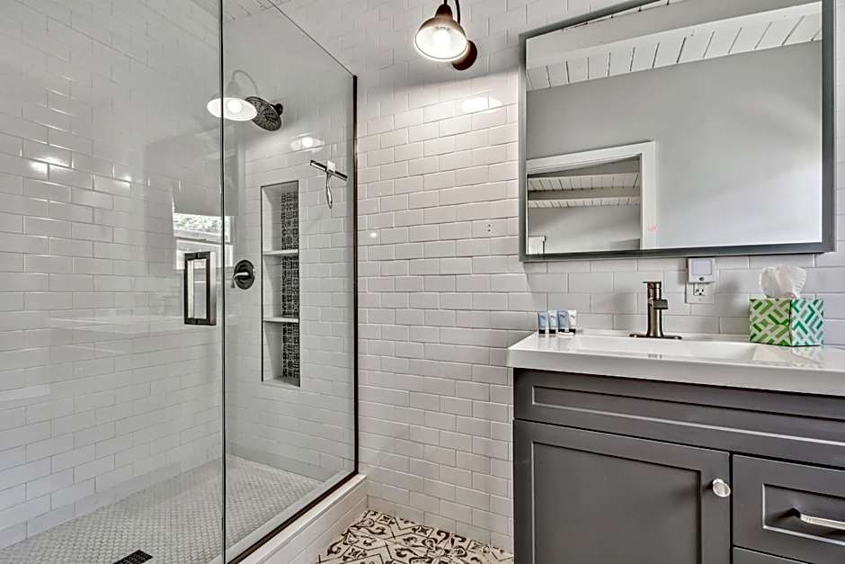 The Historic West Walker Motel