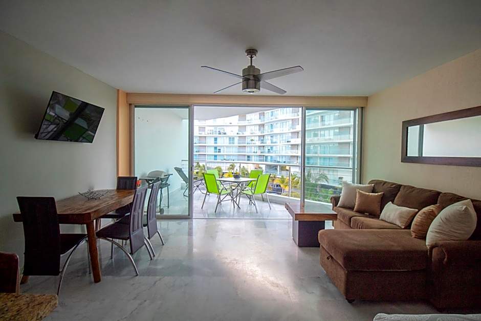 Suites at Aria Pacific Ocean Studio