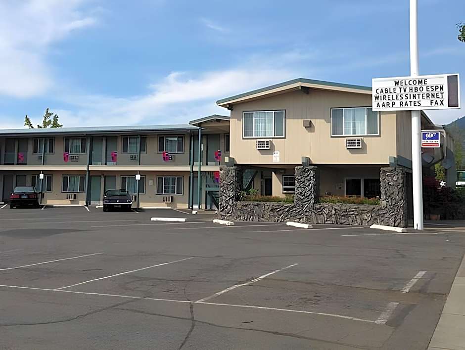 Knights Inn Motel