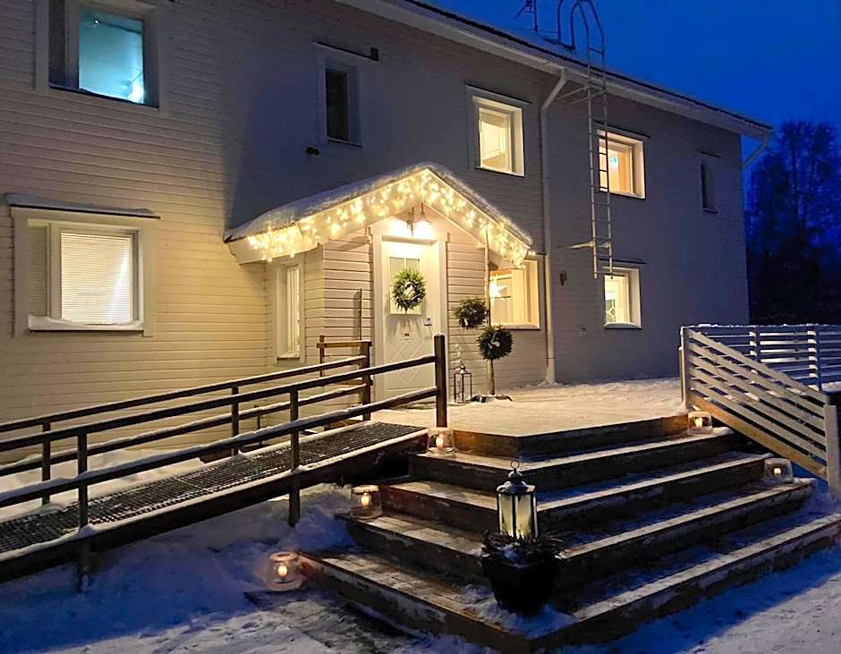 Kotolinna, Kotomo Oy