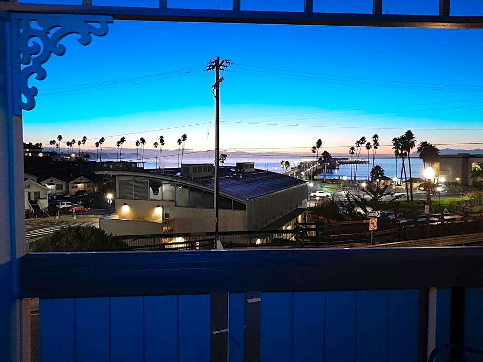 Howard Johnson by Wyndham Santa Cruz