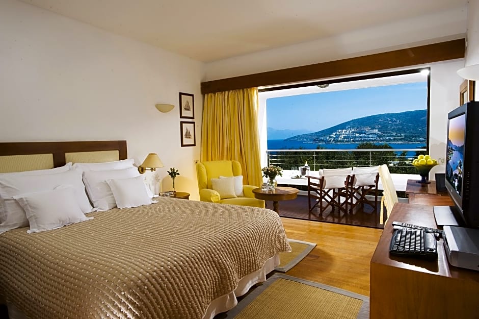 Elounda Beach Hotel & Villas, a Member of the Leading Hotels of the Wo