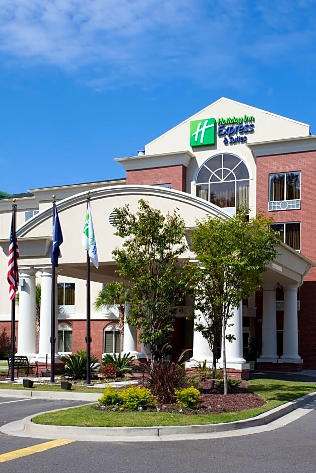 Holiday Inn Express Hotel & Suites Charleston - North, an IHG Hotel