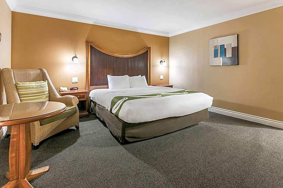 Quality Inn & Suites Atlanta Airport South