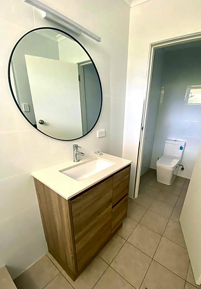 William Macintosh Motor Lodge