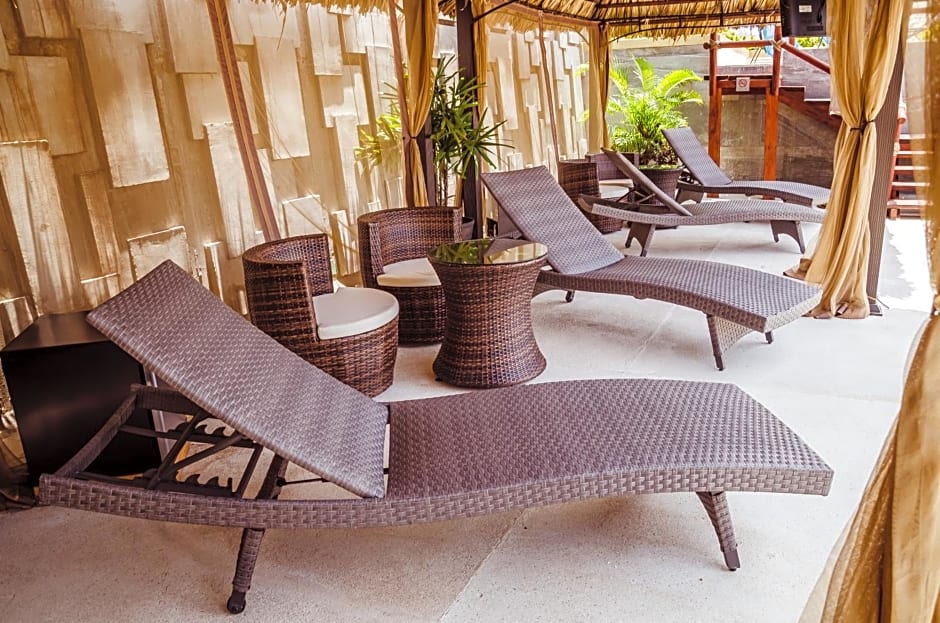 Binniguenda Huatulco & Beach Club