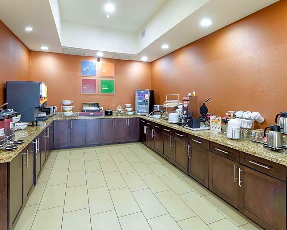 Comfort Suites Cotulla near I-35