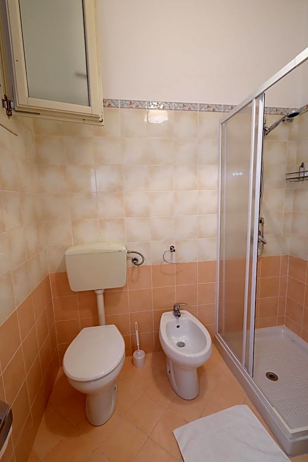 Dal Commediante Apartment and Room