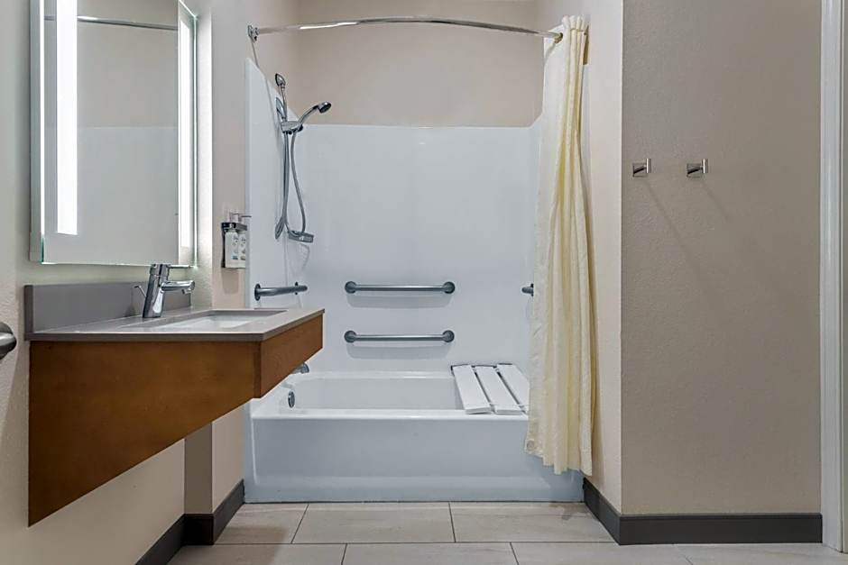 Candlewood Suites La Crosse By IHG