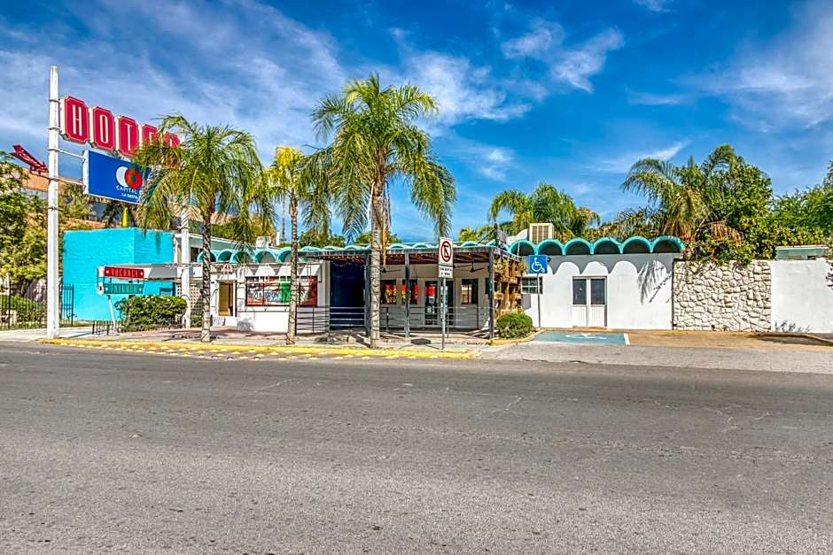 Capital O Hotel La Siesta