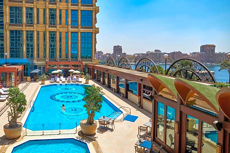 Four Seasons Hotel Cairo At The First Residence