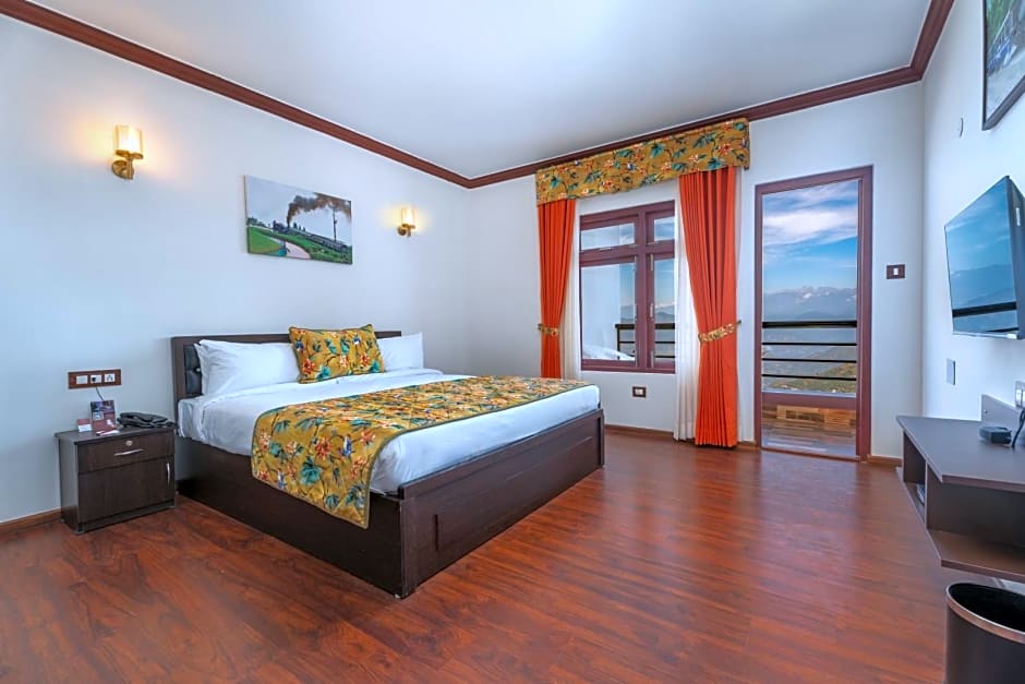 Summit Sherpa Mountain Hotel