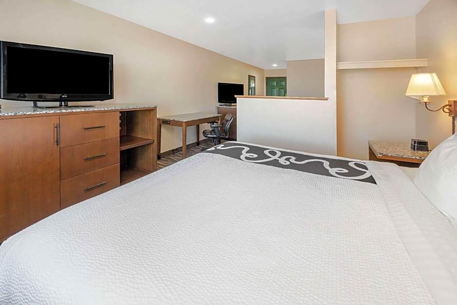 La Quinta Inn & Suites by Wyndham Belgrade / Bozeman Airport