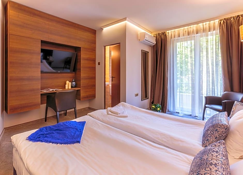 Хотел МИКАДО - онлайн self check-in