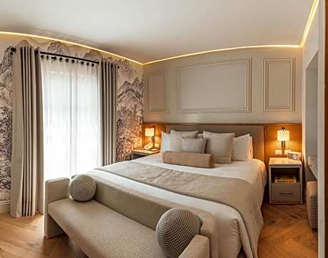 Suite with City View