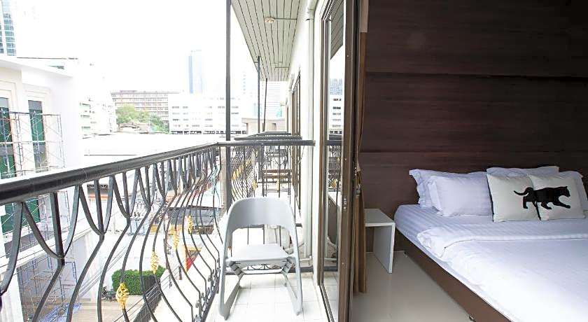 Bed by City Surawong Patpong