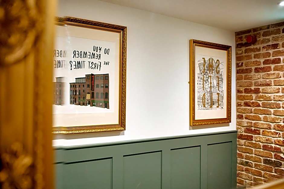 Three Cranes Serviced Apartments