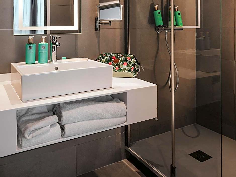 Novotel Cambridge North 